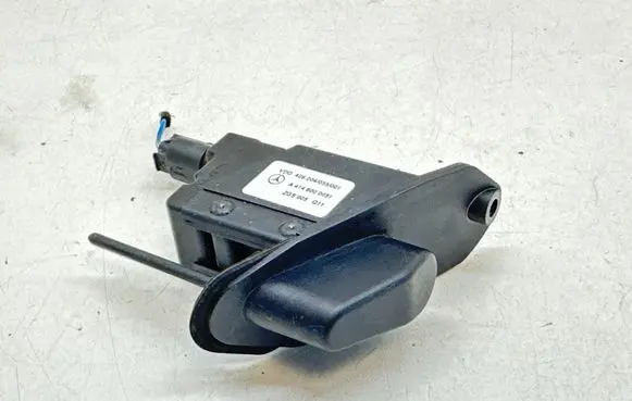 Mercedes-Benz Vaneo W414 Fuel tank cap lock motor A4148000051