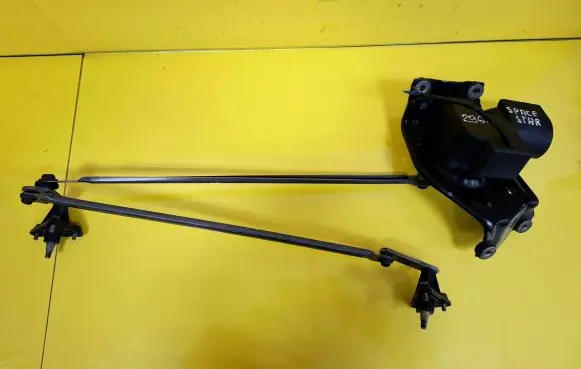 Mitsubishi Space Star Front wiper linkage and motor