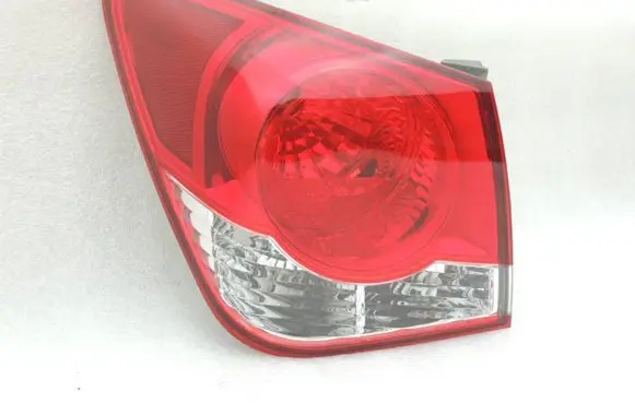 Chevrolet Cruze Rear/tail lights 95965223
