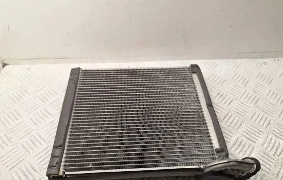 Toyota Avensis T270 Air conditioning (A/C) radiator (interior) 8850102201