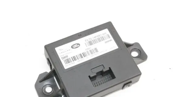 Land Rover Discovery Sport Gateway control module FK7214F681AH