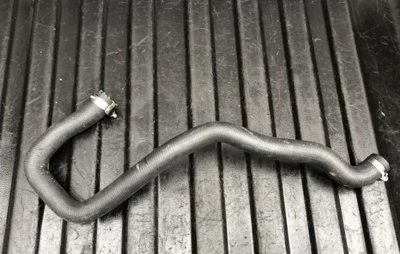 Land Rover Discovery 5 Engine coolant pipe/hose FK629F287CA D05WB