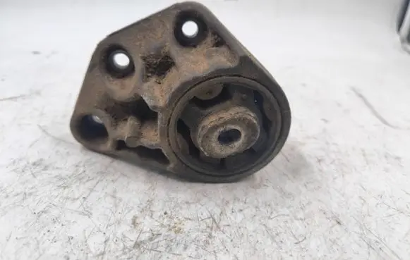 Audi A4 S4 B6 8E 8H Rear differential mounting bracket 8E0599125B
