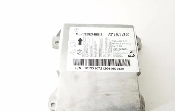 Mercedes-Benz CLS C218 X218 Airbag control unit/module A2189015200