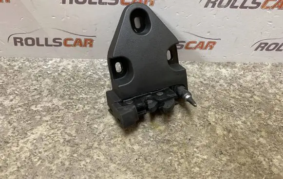 Opel Vivaro Loading door lock 
