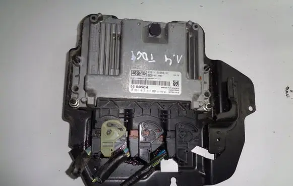Ford Fiesta Engine control unit/module AV2112A650GC