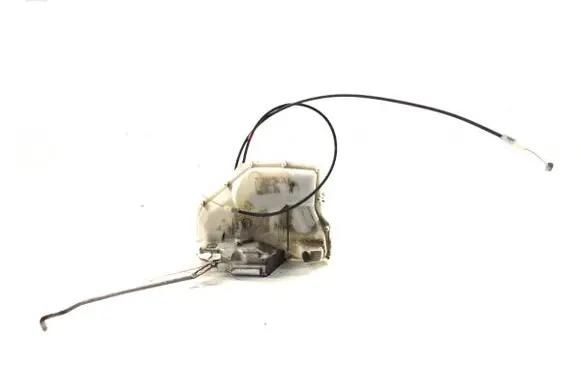 Suzuki Swift I Front door lock 