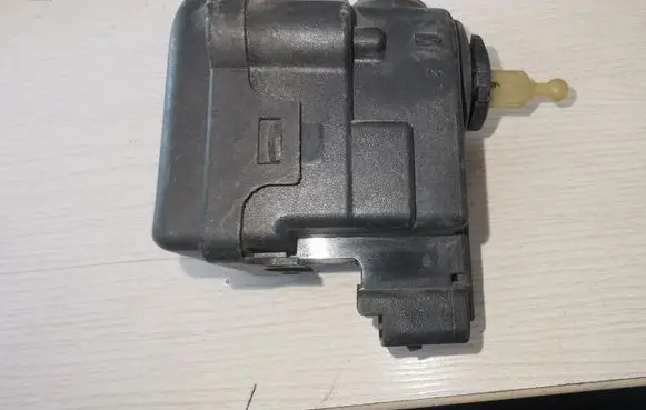 Renault Laguna II Headlight level adjustment motor 8200006664