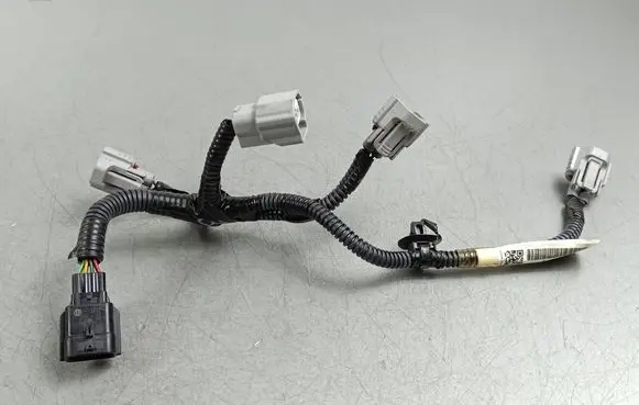 Nissan X-Trail T33 Fuel injector wires 