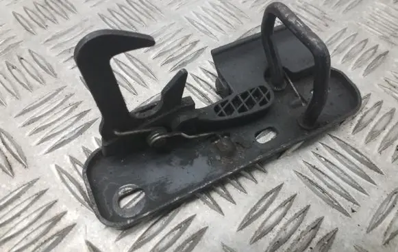 Volkswagen Golf V Engine bonnet/hood lock/latch loop/hook 1K0823480