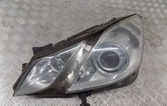 Mercedes-Benz E A207 Headlight/headlamp A2078203961 1ZT00964761 009647610222227