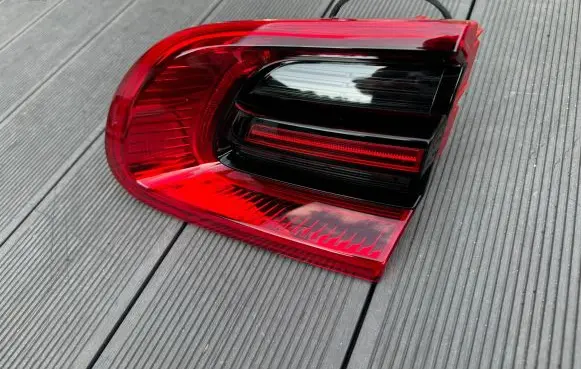 Porsche Macan (95B) Tailgate rear/tail lights 95B945094AD 01150002 T95B044