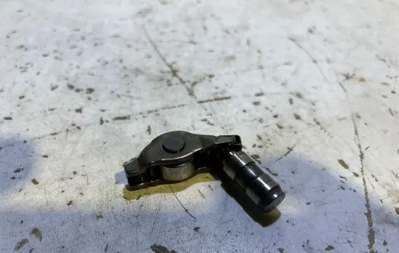 Dodge Durango III Valve rocker arm 
