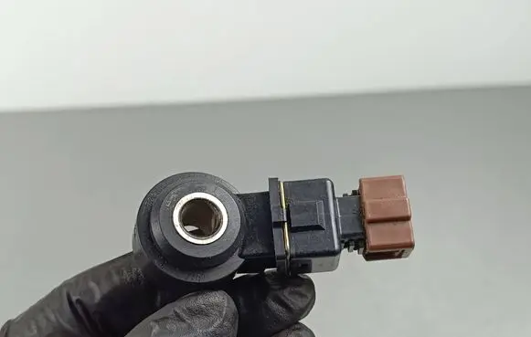 Mitsubishi Eclipse Cross Detonation knock sensor 