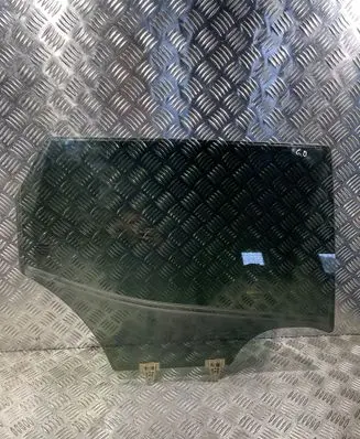 Nissan Qashqai Rear door window glass
