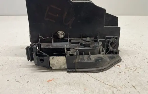 BMW 3 E90 E91 Front door lock 7202143 A046998