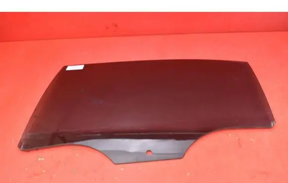 Skoda Superb B5 (3U) Rear door window glass 