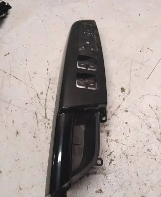 KIA Sportage Electric window control switch 93570F1520 QB40161