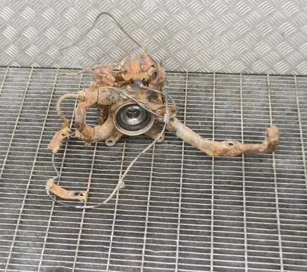 Toyota Hilux (AN10, AN20, AN30) Rear wheel hub