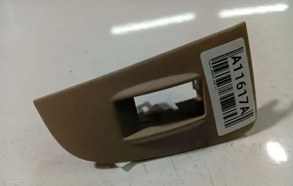 Toyota Avensis T250 Front door window switch trim 7423105140