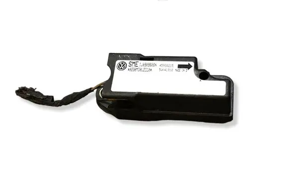 Volkswagen Golf IV Airbag deployment crash/impact sensor 5WK41910 45980215