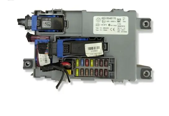 Fiat Doblo Comfort/convenience module 28287074 00518948170