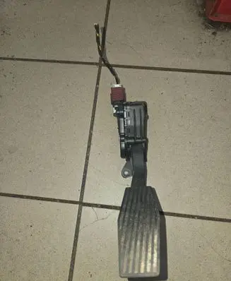 Opel Signum Accelerator throttle pedal 6PV00832200 9186724