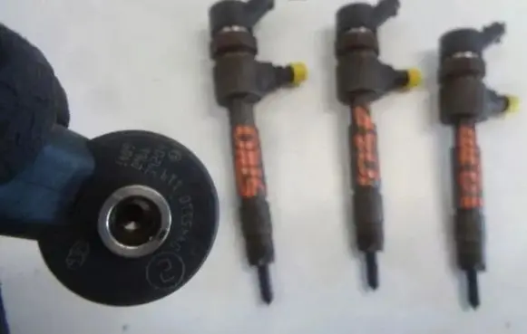 Fiat Stilo Fuel injector
