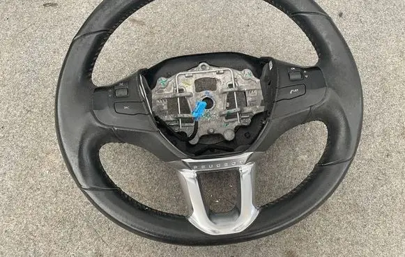 Ford Fiesta Steering wheel