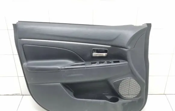 Front door card panel trim