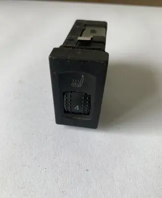 Volkswagen PASSAT B5.5 Seat heating switch 3B0963564C