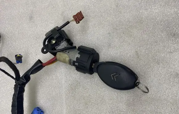 Citroen C5 Ignition lock 9648445180 18904E
