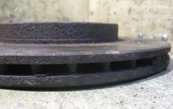 Volkswagen Golf III Front brake disc