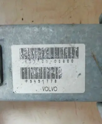 Volvo S60 Steering wheel axle P9491778