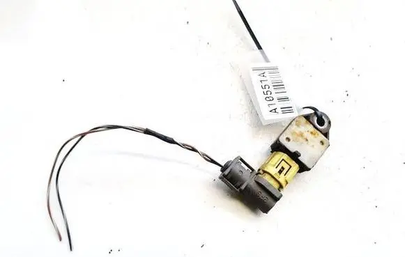 Toyota Corolla E120 E130 Airbag deployment crash/impact sensor 8917302030 89173-02030