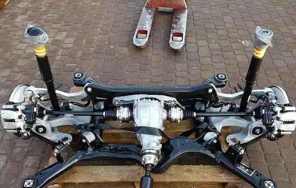 Porsche Macan (95B) Rear differential