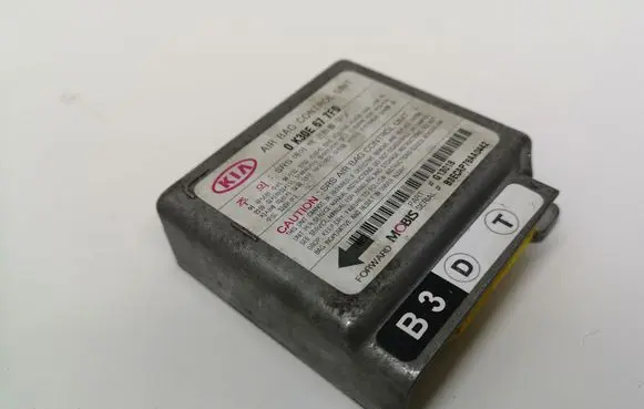 KIA Rio Airbag control unit/module 0K30E677F0