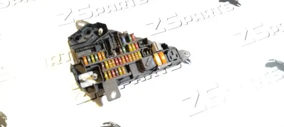 BMW 5 E60 E61 Fuse module 6906558 518794037 6906603