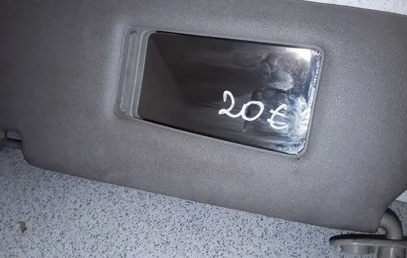 BMW 3 E36 Sun visor clip/hook/bracket 51168190831 8190831