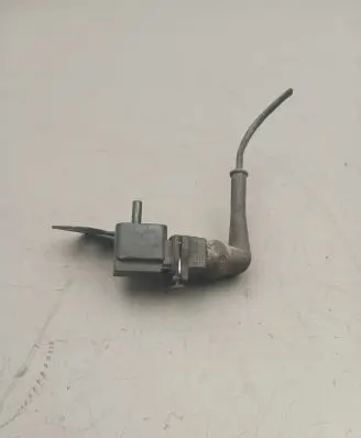 BMW 5 E34 Air pressure sensor 2244674 12R17