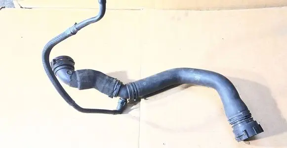 Land Rover Range Rover L405 Engine coolant pipe/hose CPLA8260DC