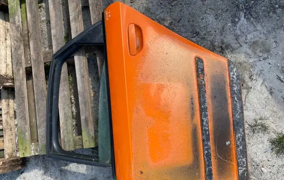 Audi RS4 Rear door