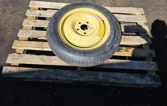 Honda FR-V R15 spare wheel 