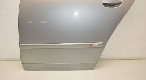 Audi A4 S4 B6 8E 8H Rear door
