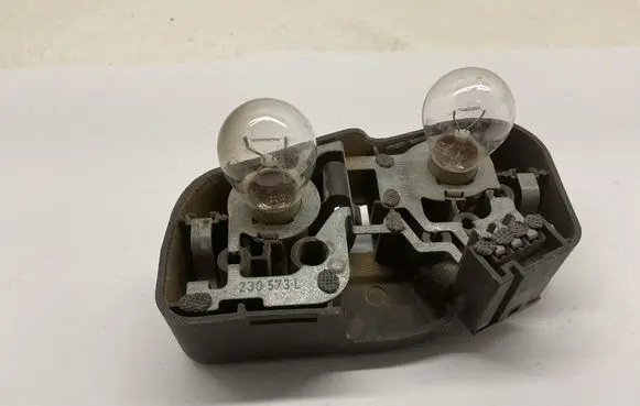 BMW 3 E46 Tail light bulb cover holder 230573L 8374807 230569l