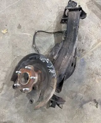 Nissan X-Trail T32 Rear wheel hub 