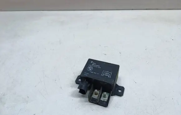 BMW X5 E70 Coolant fan relay 7661503