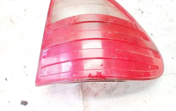 Mercedes-Benz E W210 Rear/tail lights A2108204864 198028r