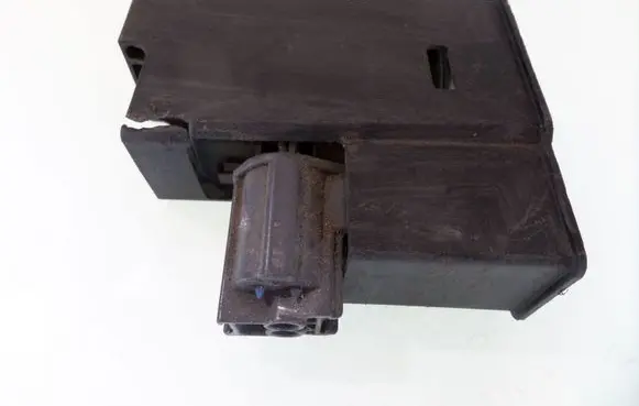 Ford Focus Fuel tank cap lock 