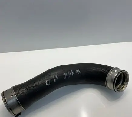 Intercooler hose/pipe